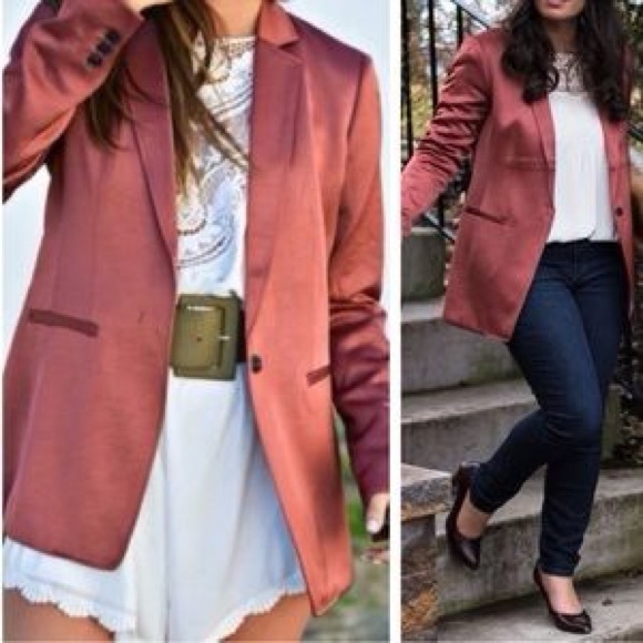 Banana Republic Satin Boyfriend Blazer NWT OP - Picture 2 of 4